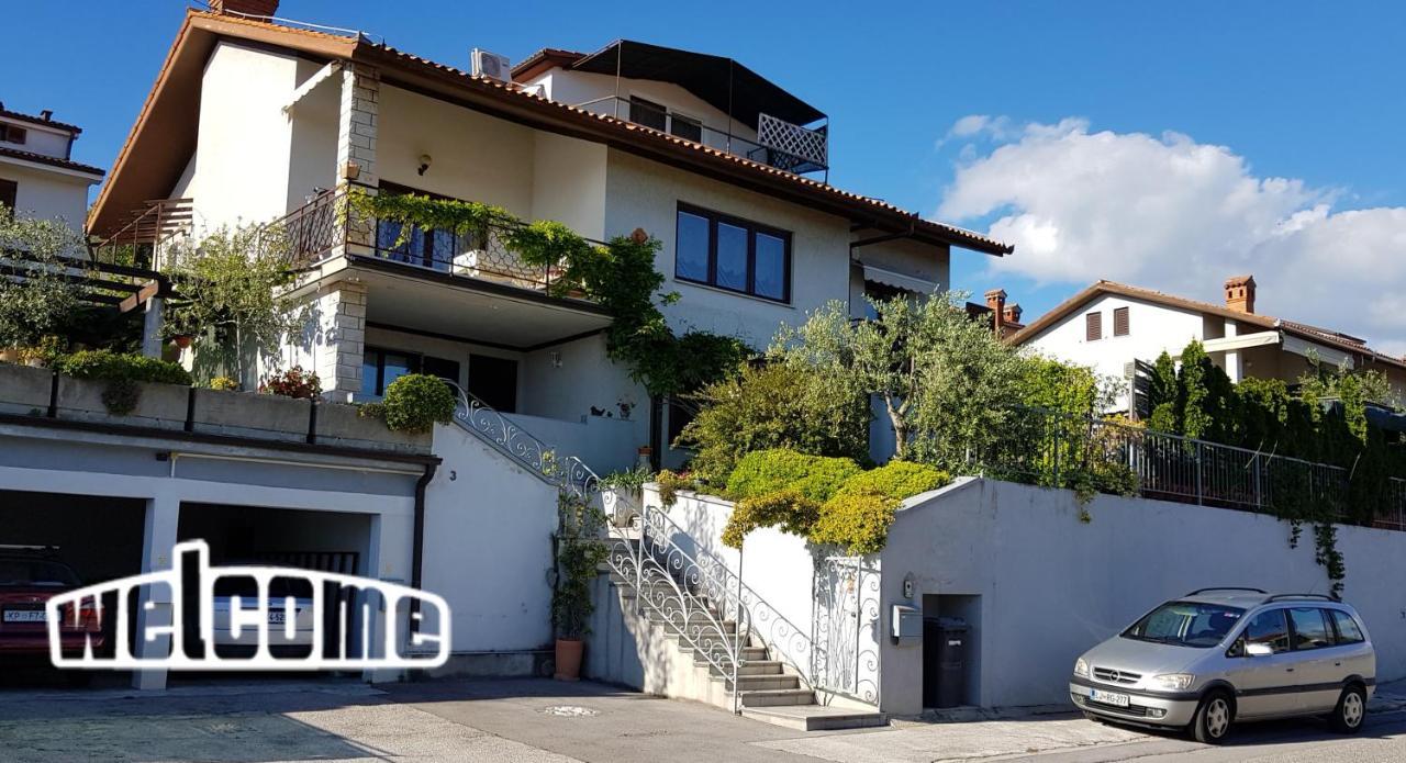 Apartments Tramontana Nr Portorož Exteriör bild