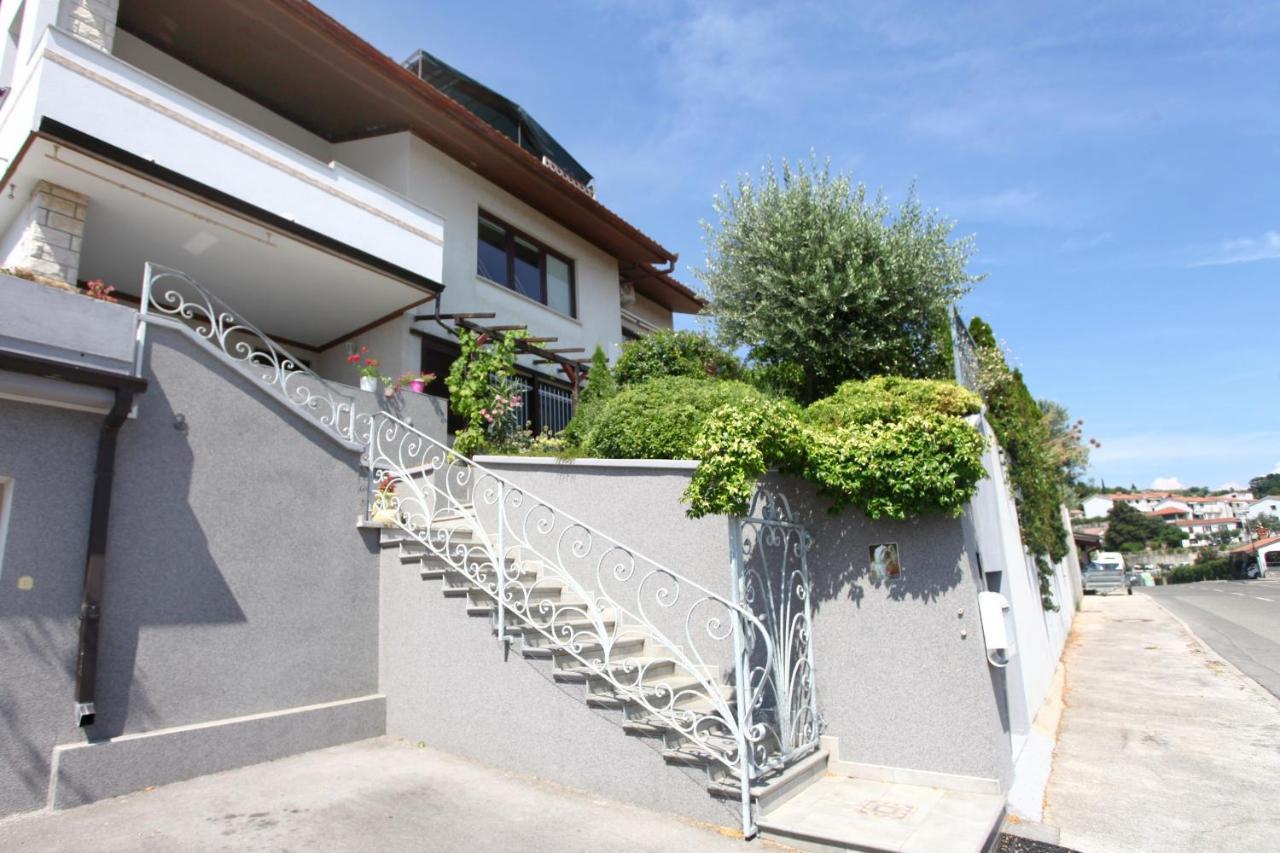 Apartments Tramontana Nr Portorož Exteriör bild