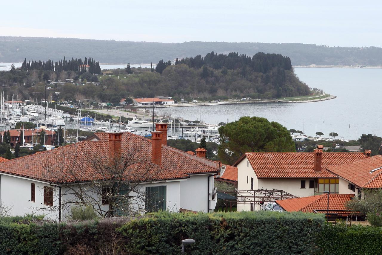 Apartments Tramontana Nr Portorož Exteriör bild